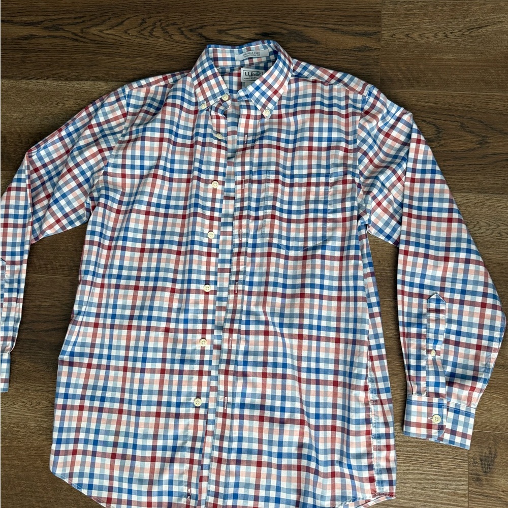 Men’s L.L. Bean Casual Button Down Shirt - Red and Blue.